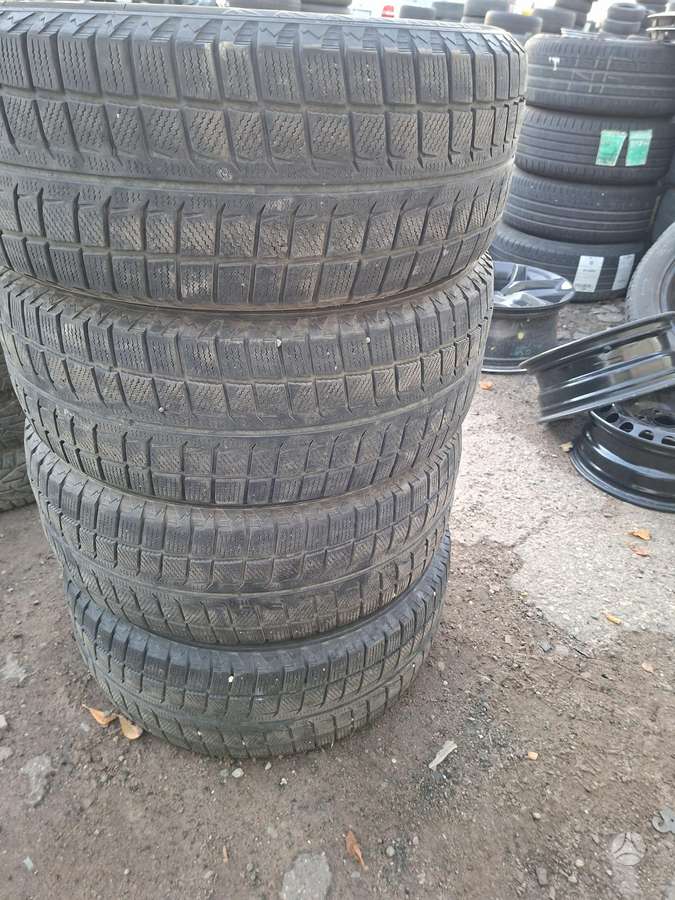 Goodride, žieminės 235/55 R17