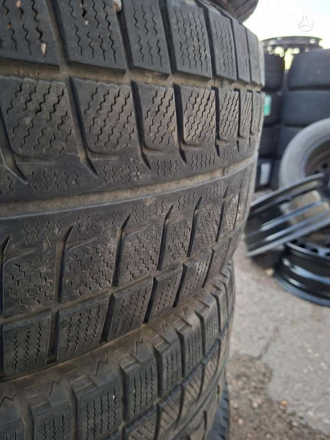 Goodride, žieminės 235/55 R17