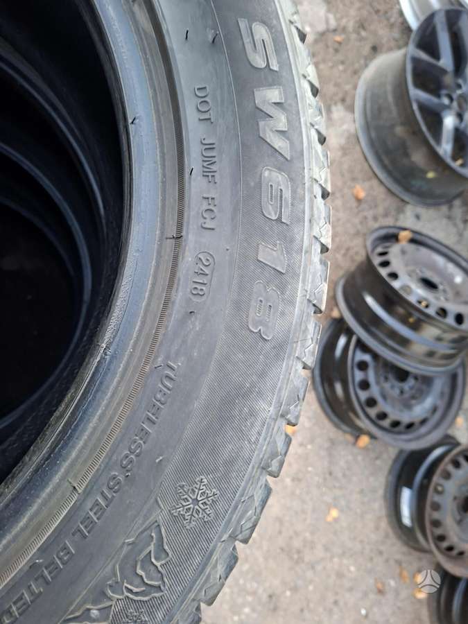 Goodride, žieminės 235/55 R17