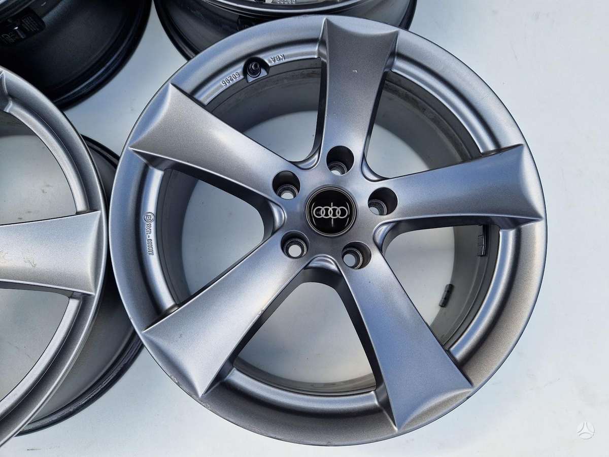 Audi A5, A6, light alloy, R18