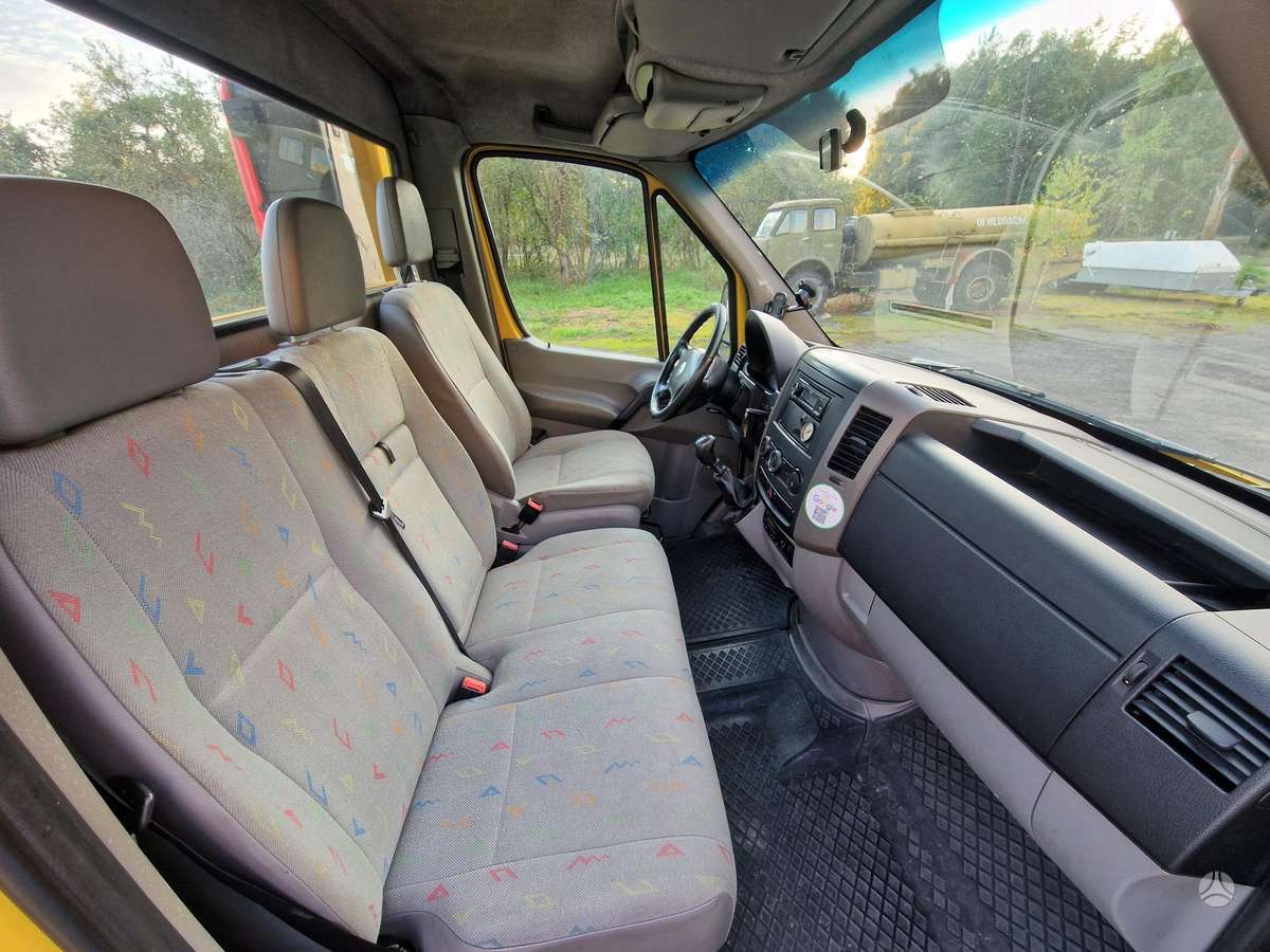 Volkswagen Crafter, auto transporters