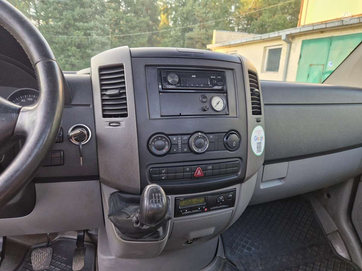 Volkswagen Crafter, auto transporters