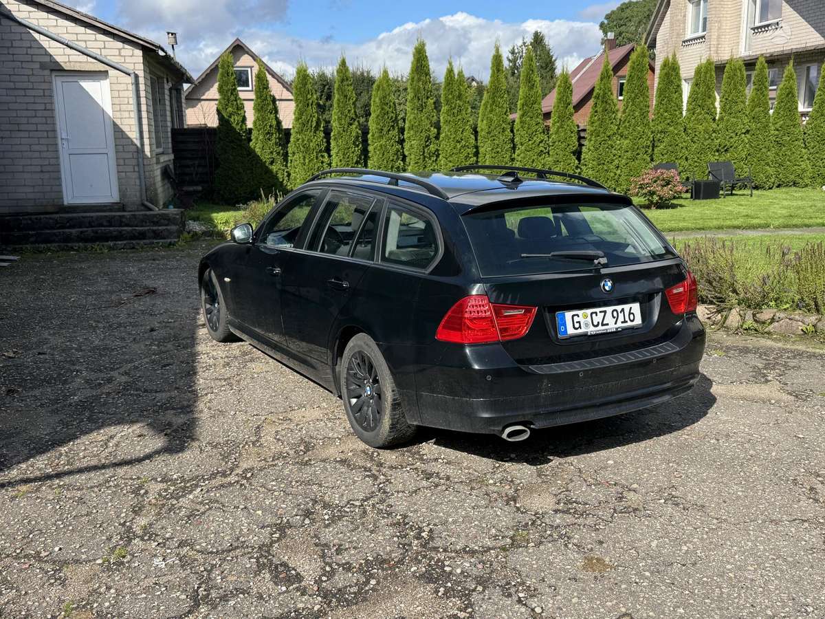 BMW 320, wagon