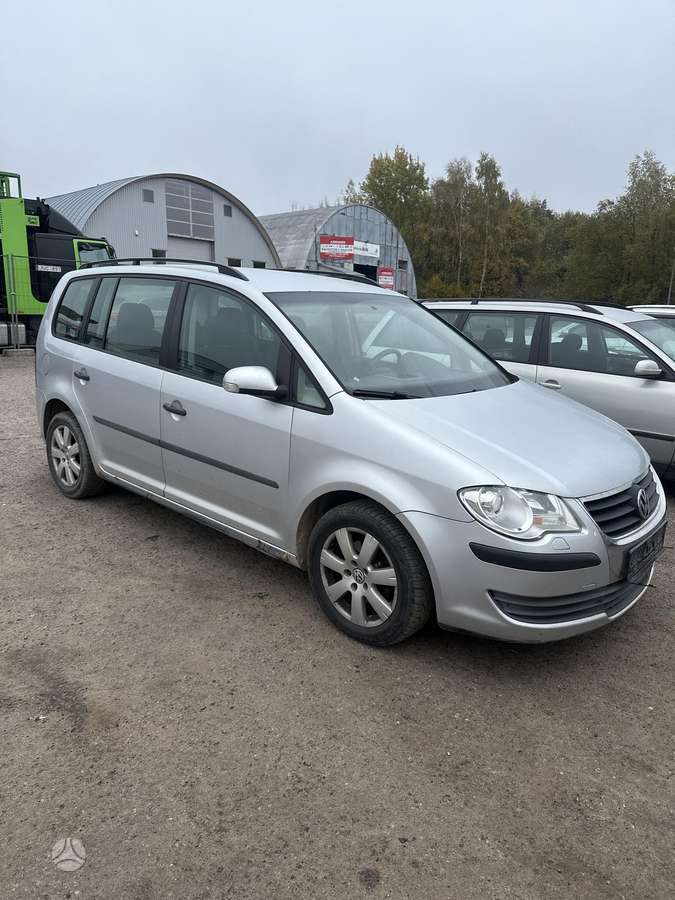 Volkswagen Touran детали кузова
