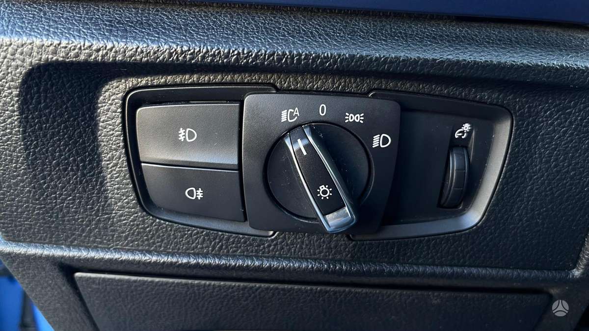BMW 116, 2.0 l., hatchback