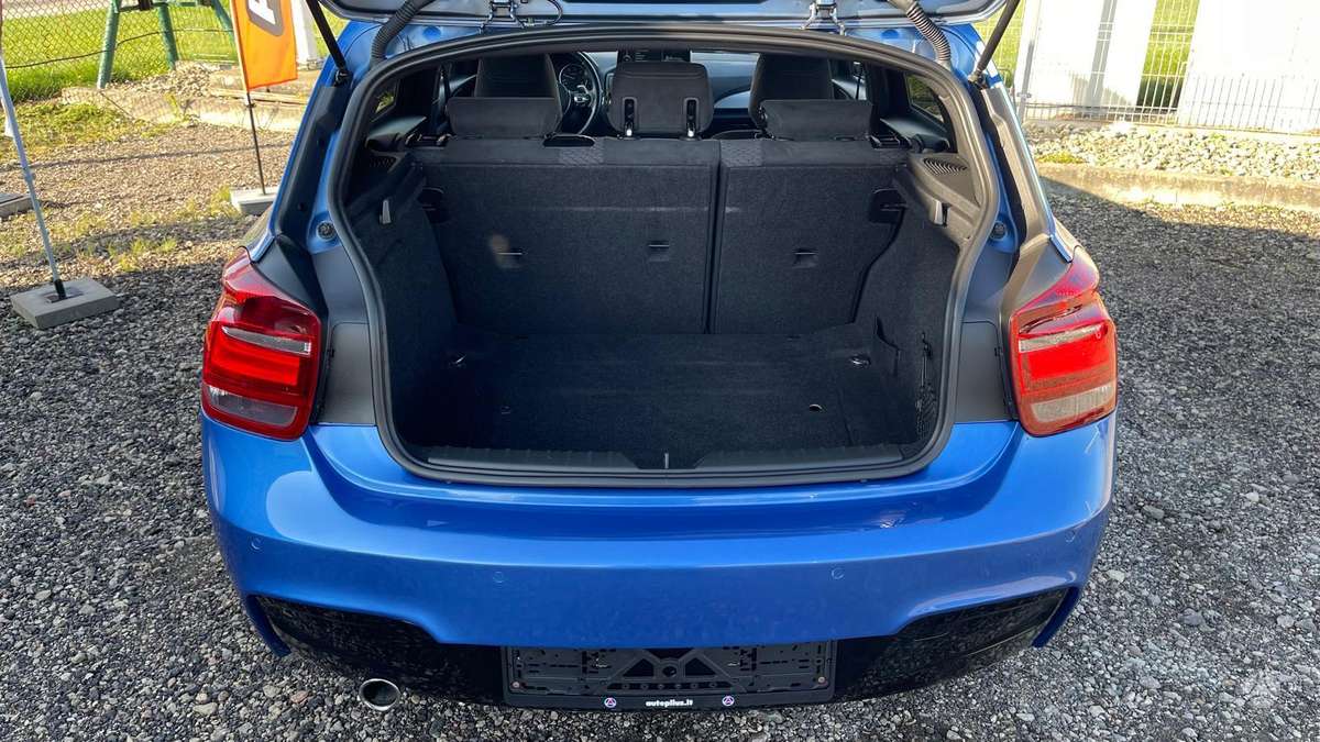 BMW 116, 2.0 l., hatchback
