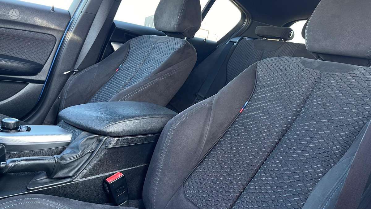 BMW 116, 2.0 l., hatchback