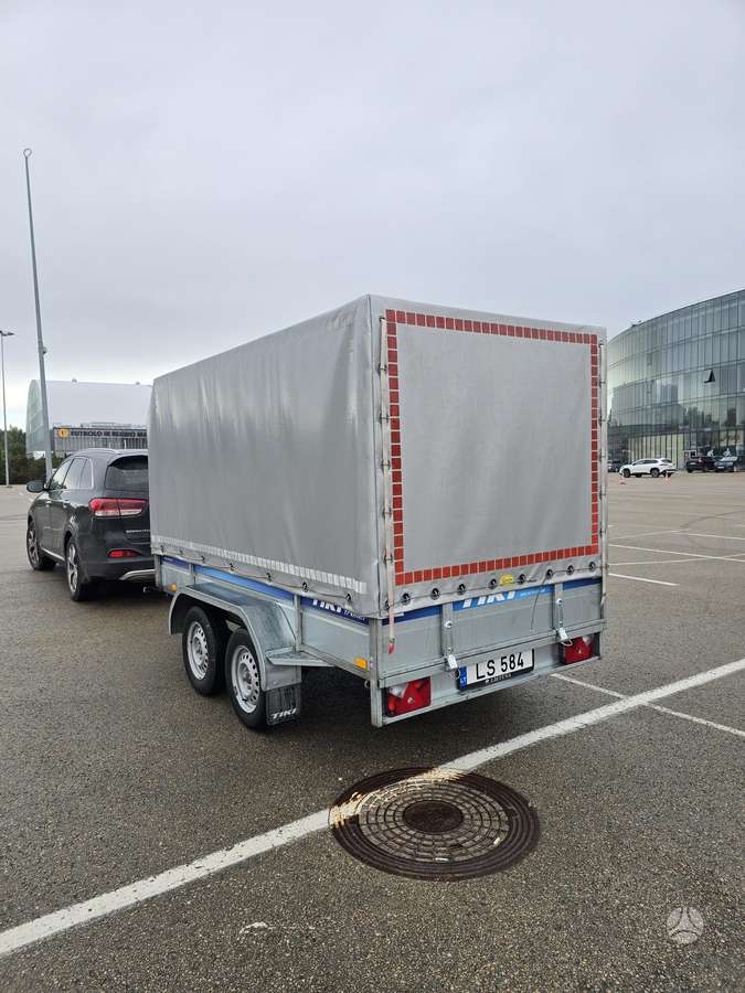 Tiki Treiler, passenger car trailers