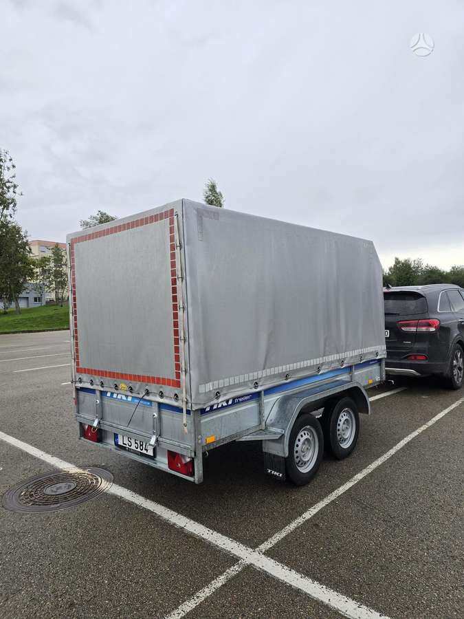 Tiki Treiler, passenger car trailers