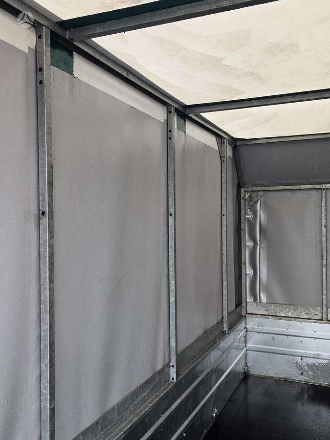 Tiki Treiler, passenger car trailers