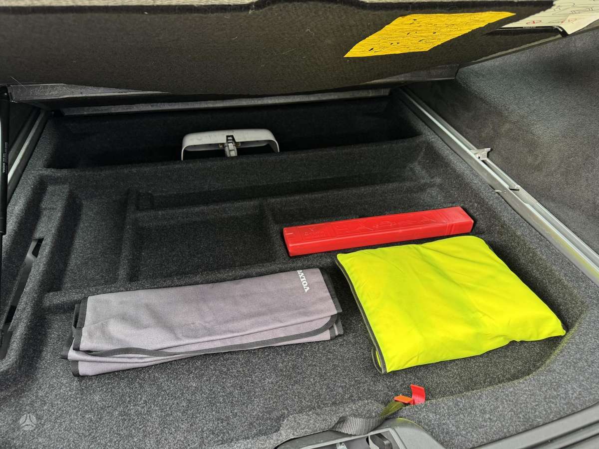 Volvo V70, 2.4 l., Универсал