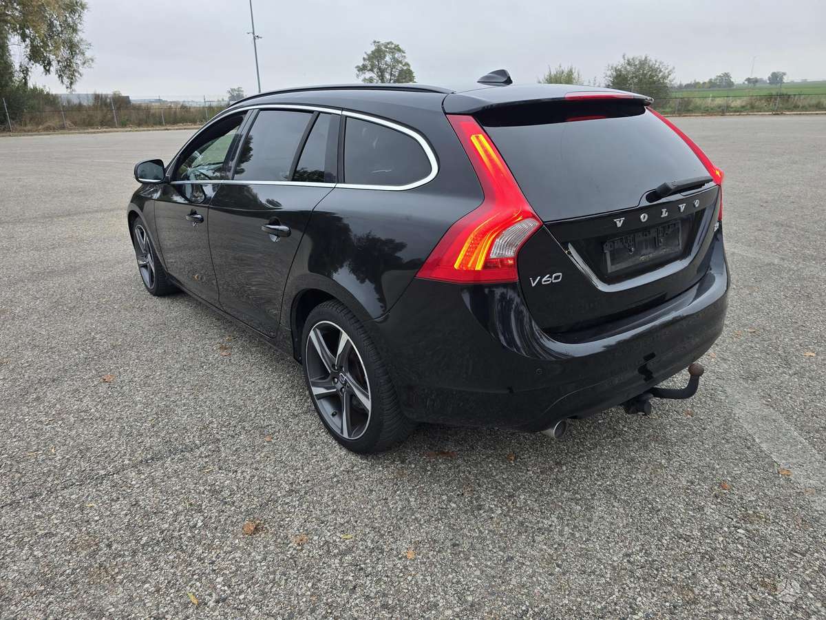 Volvo V60, 2.0 l., Универсал