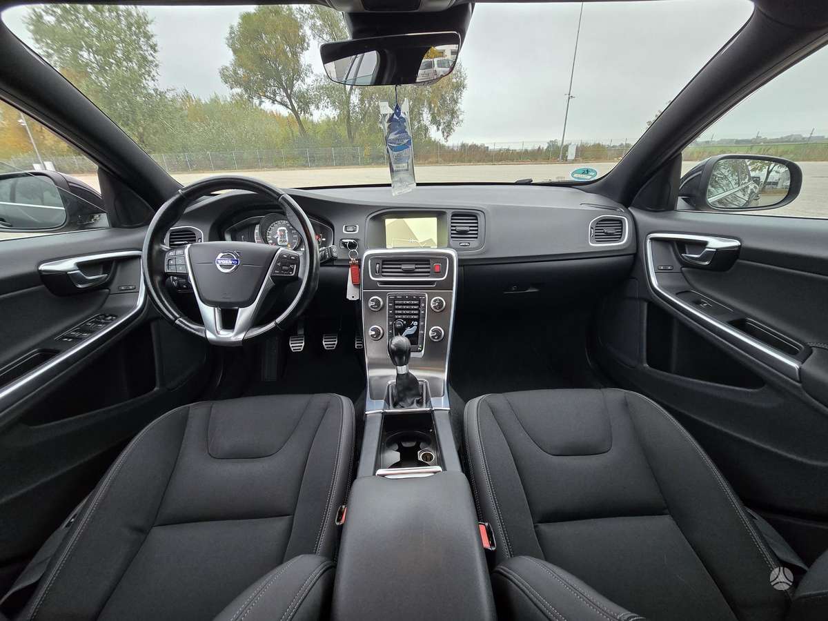 Volvo V60, 2.0 l., Универсал