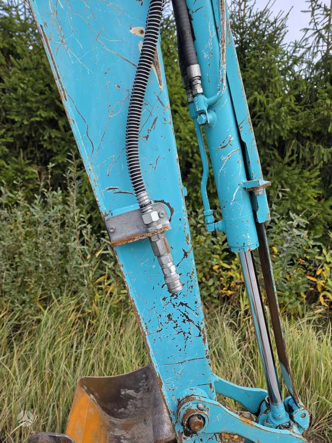 Kobelco SK25SR-6, mini excavator