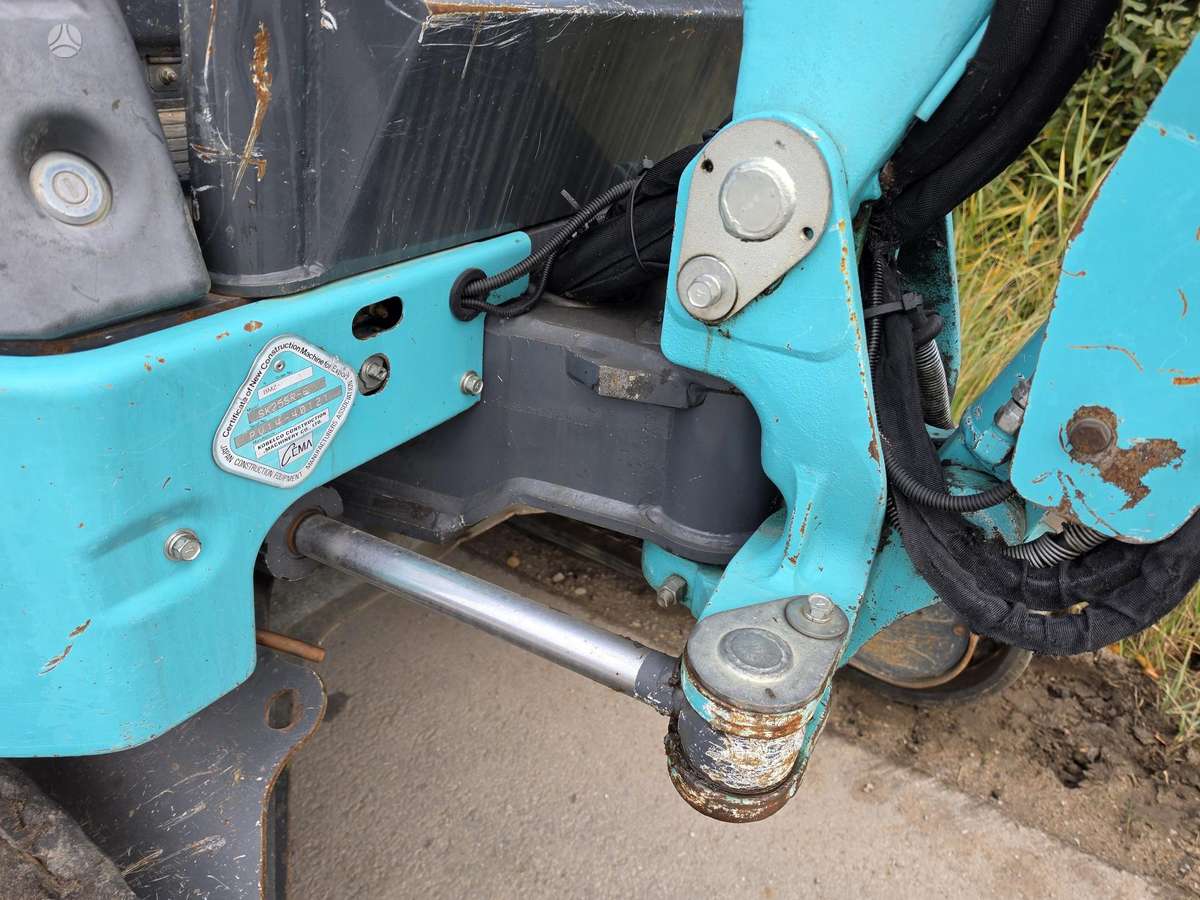 Kobelco SK25SR-6, mini excavator