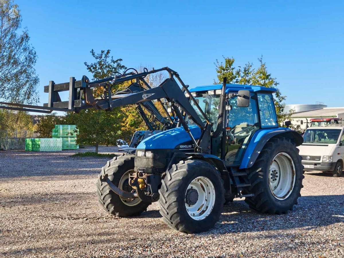 New Holland TS 115, traktoriai