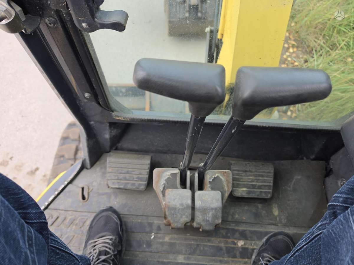 Yanmar VIO27-6, mini ekskavatoriai