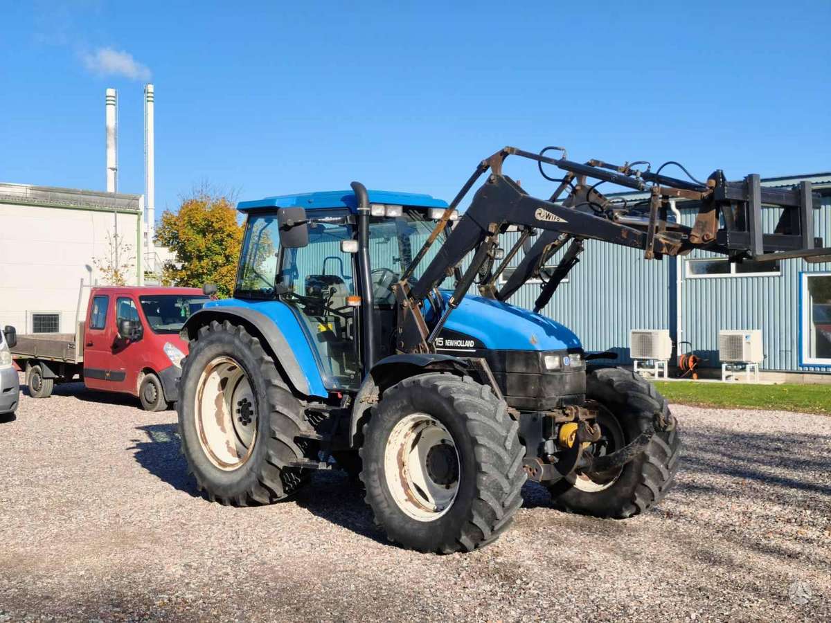 New Holland TS 115, tractors
