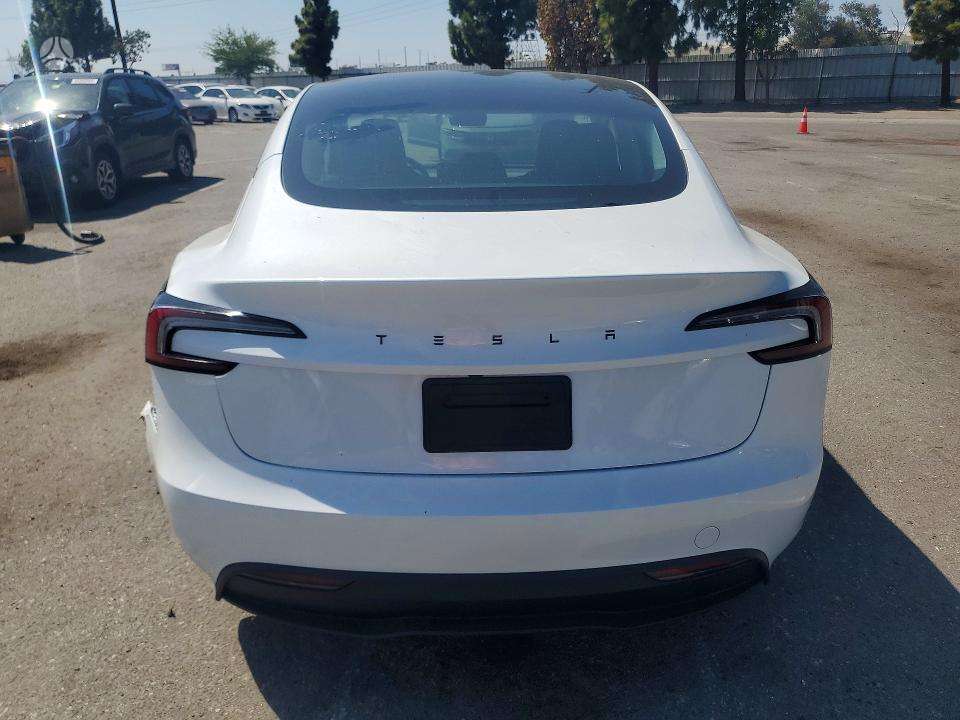 Tesla Model 3, 60 кВт·ч, Седан