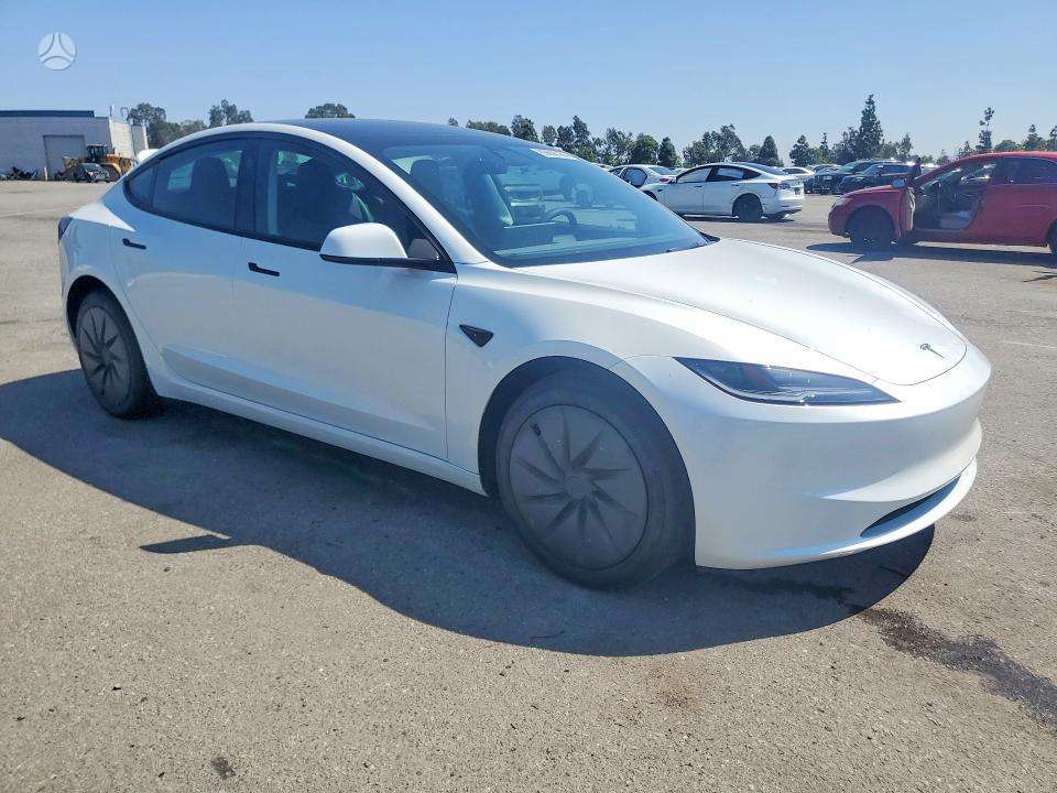 Tesla Model 3, 60 кВт·ч, Седан