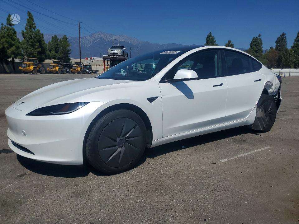 Tesla Model 3, 60 кВт·ч, Седан