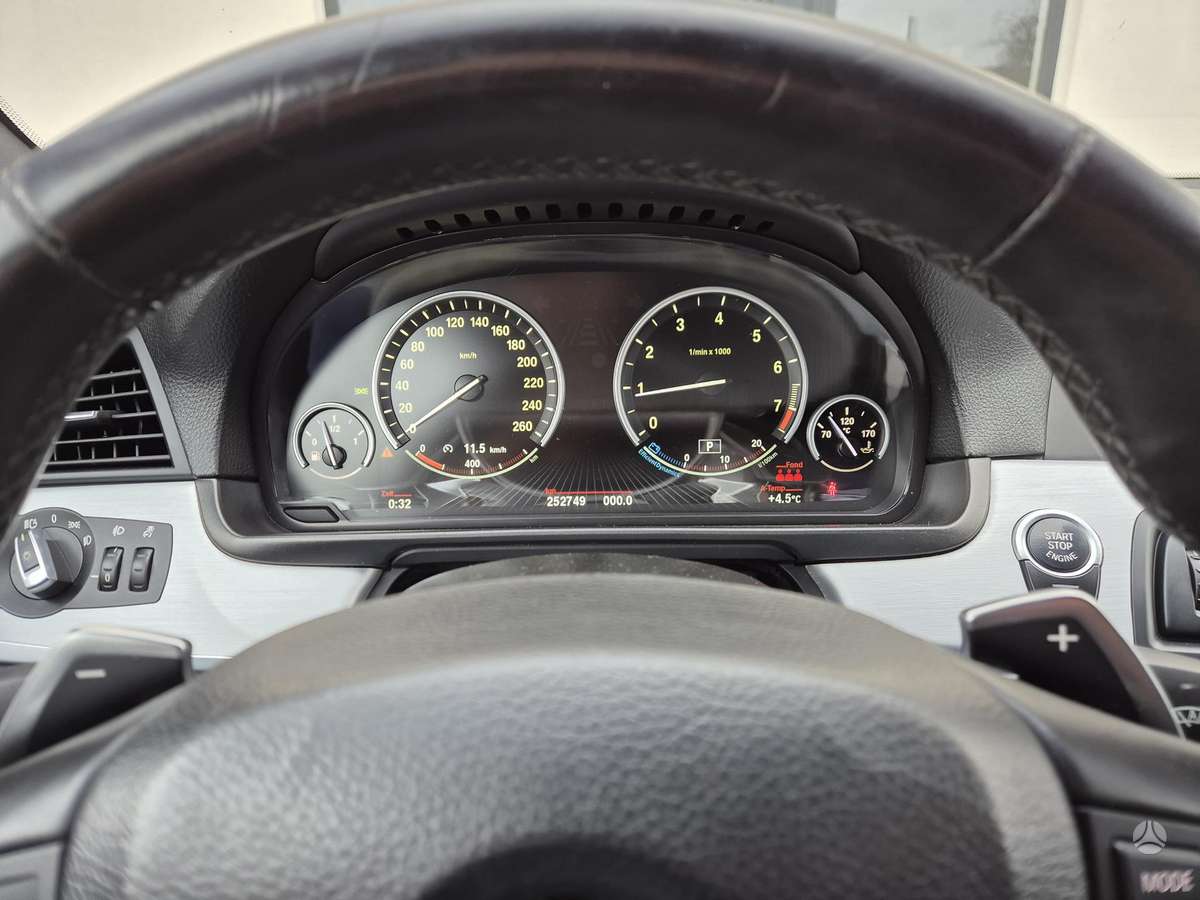 BMW 520, 2.0 l., Седан