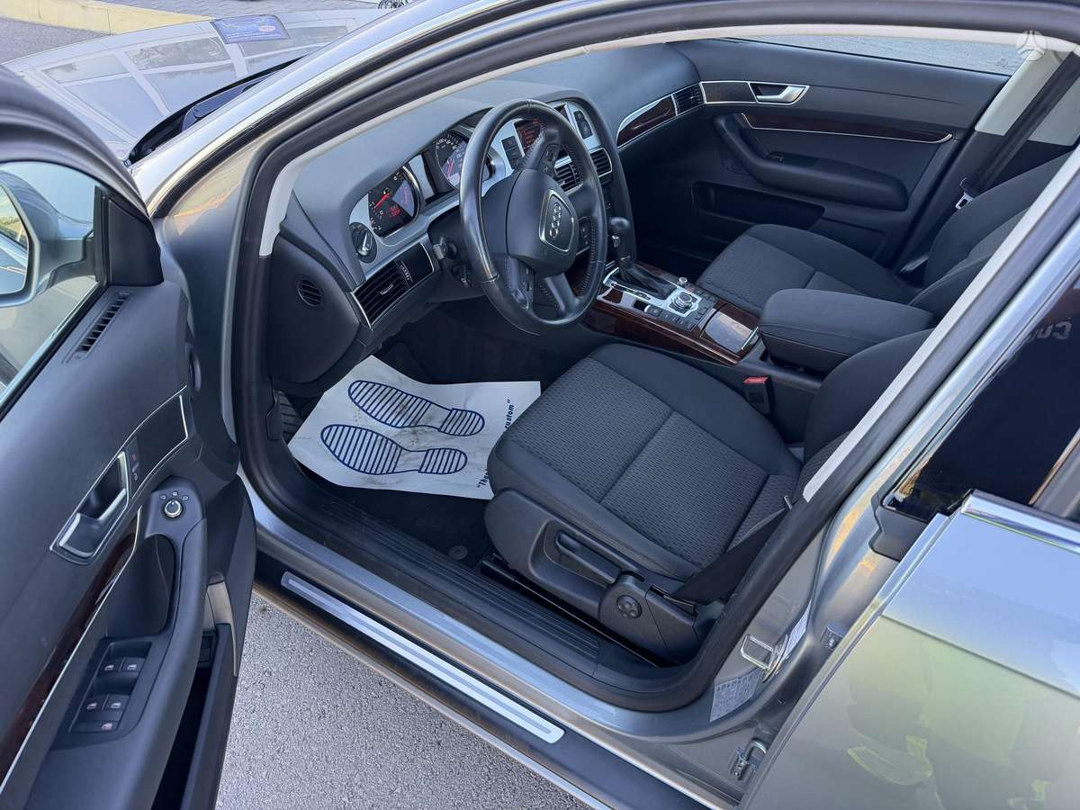 Audi A6, 2.0 l., Седан