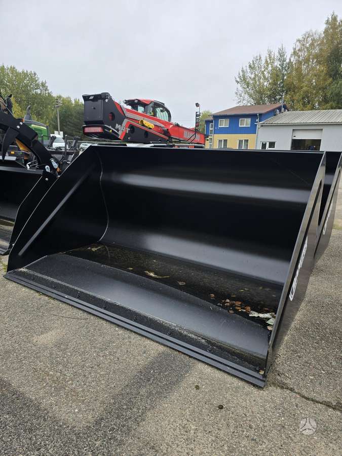 Manitou Kaušas 2500l, buckets