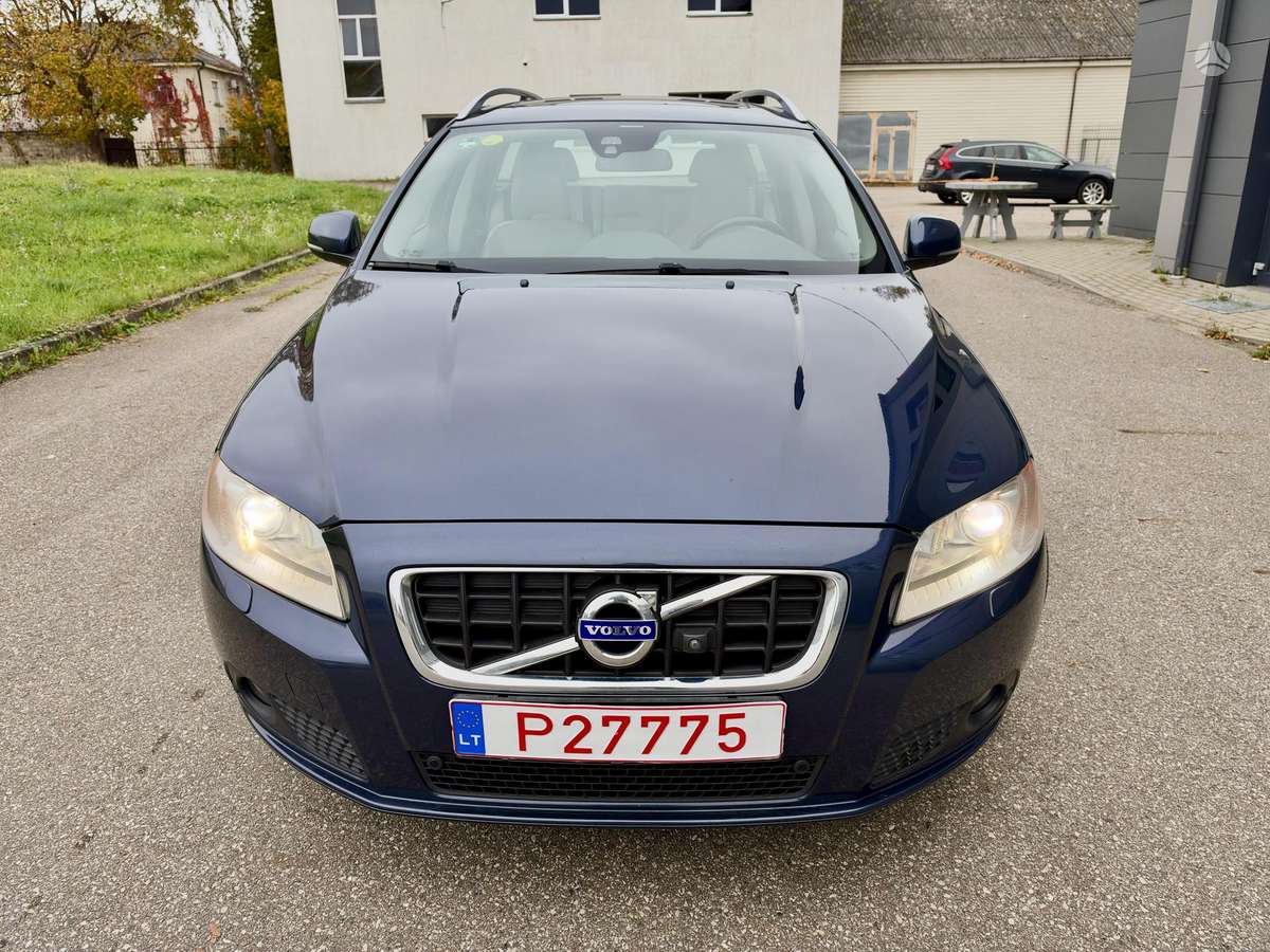 Volvo V70, 2.0 l., Универсал