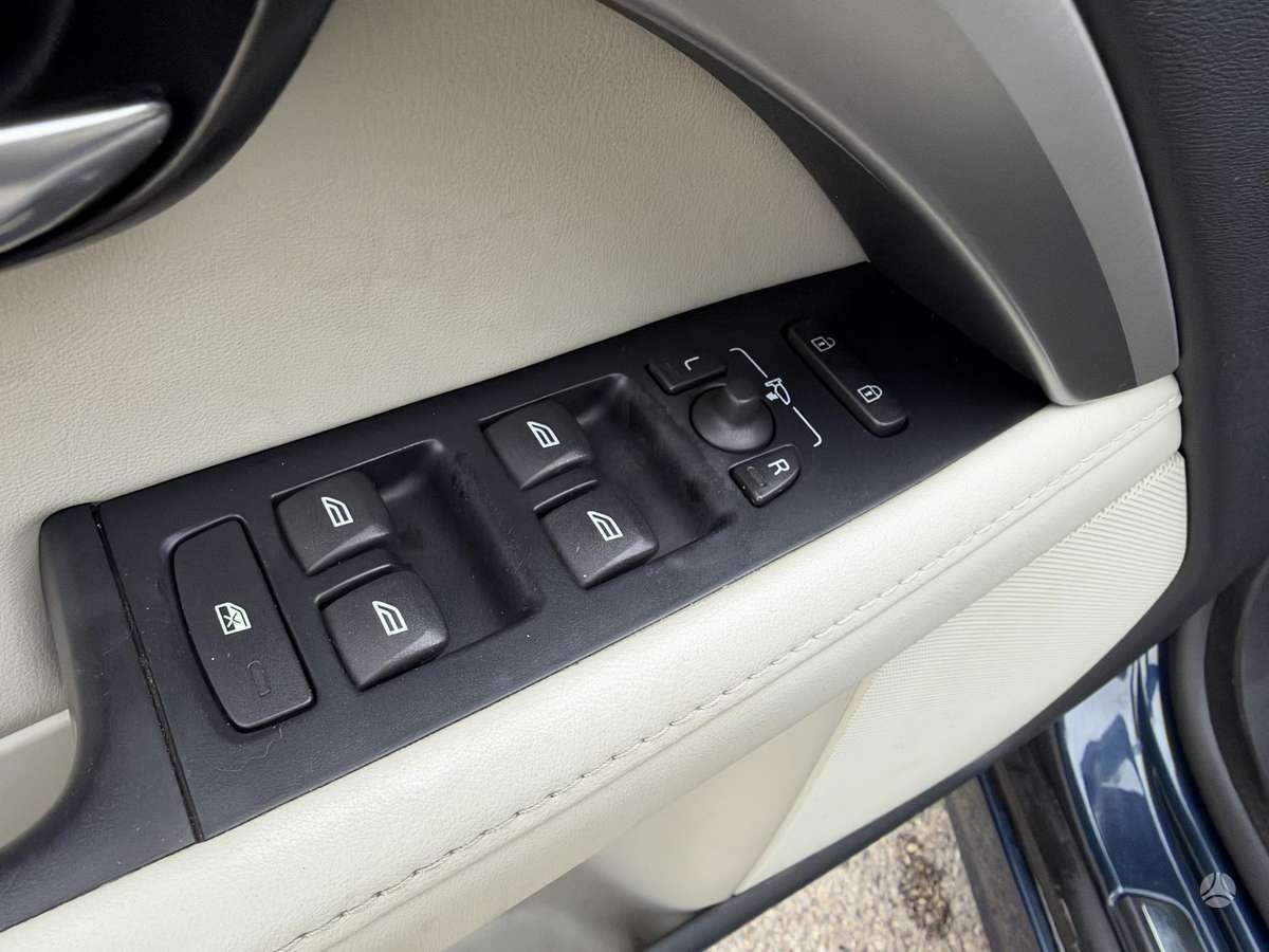 Volvo V70, 2.0 l., Универсал