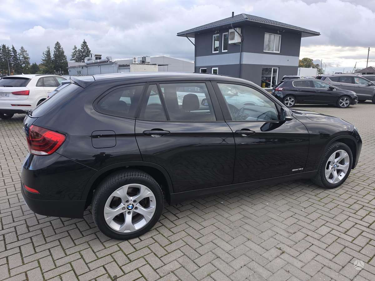 BMW X1, 2.0 l., Хэтчбек
