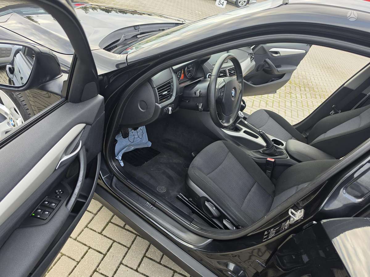 BMW X1, 2.0 l., Хэтчбек