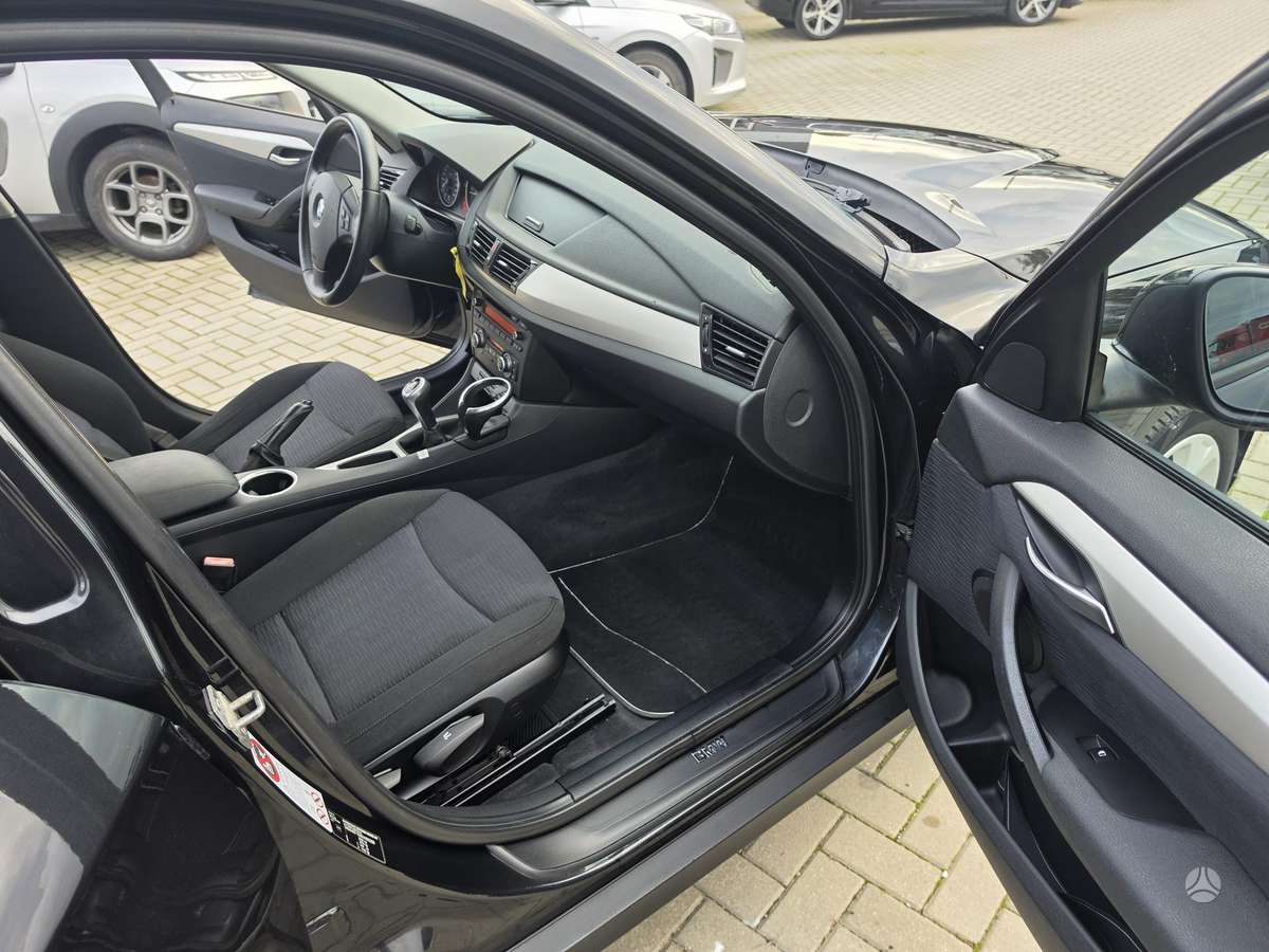 BMW X1, 2.0 l., Хэтчбек