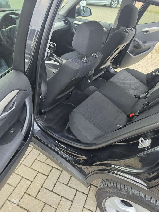 BMW X1, 2.0 l., Хэтчбек