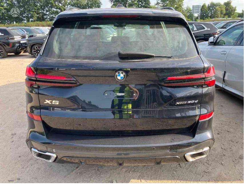 BMW X5 rezerves daļās