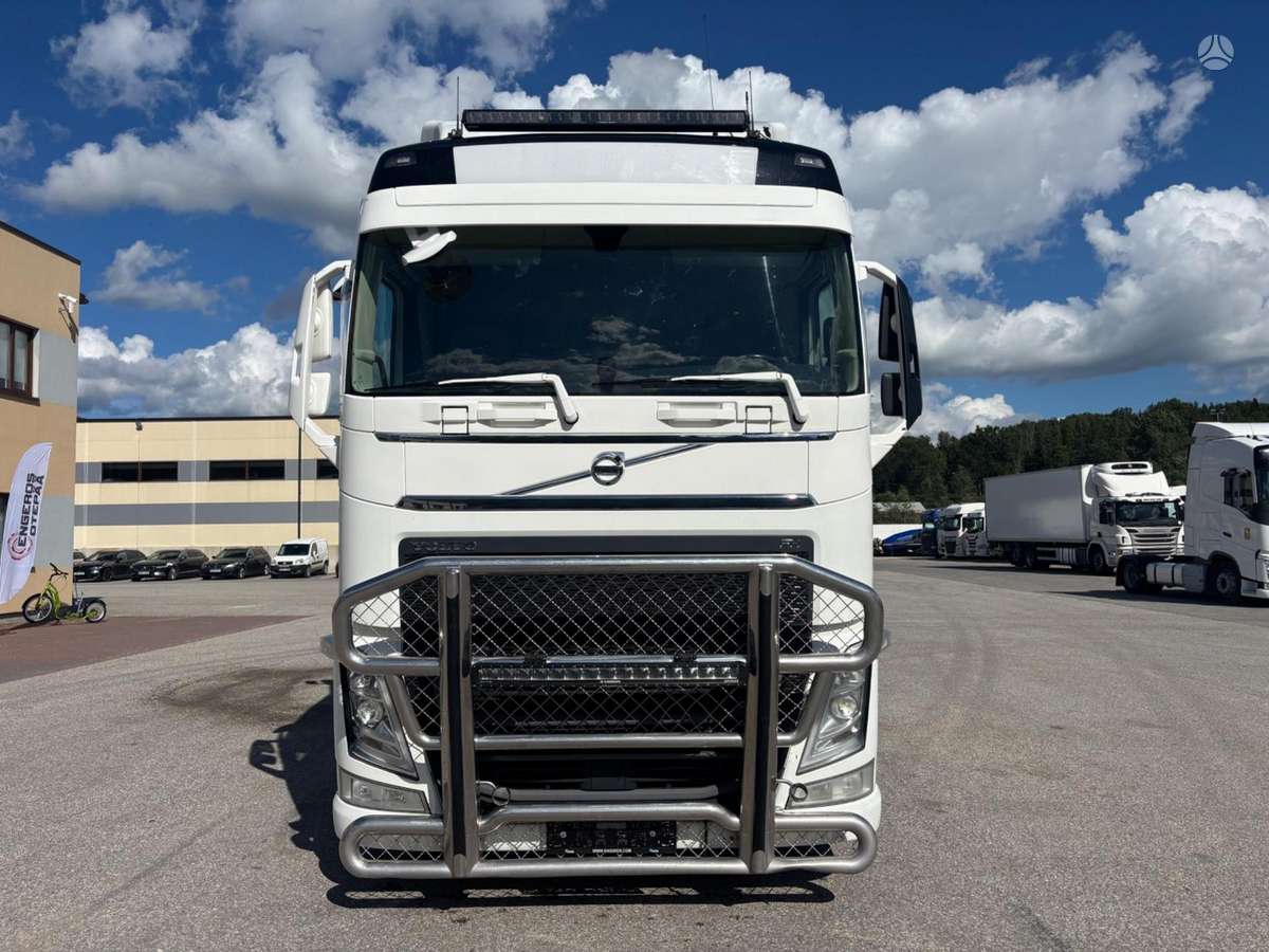 Volvo FH500, шасси