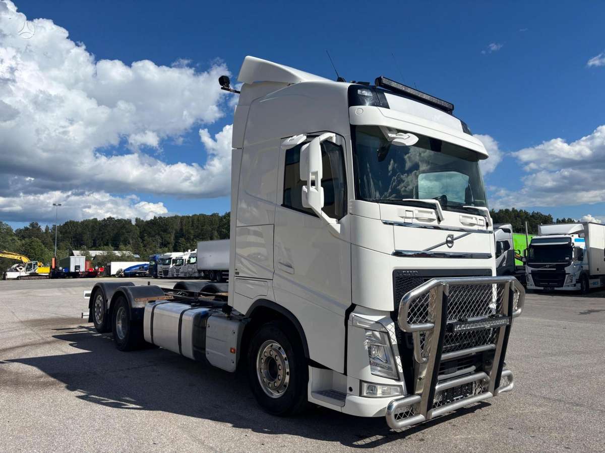 Volvo FH500, шасси