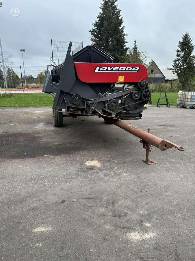 Laverda M200, kombainai