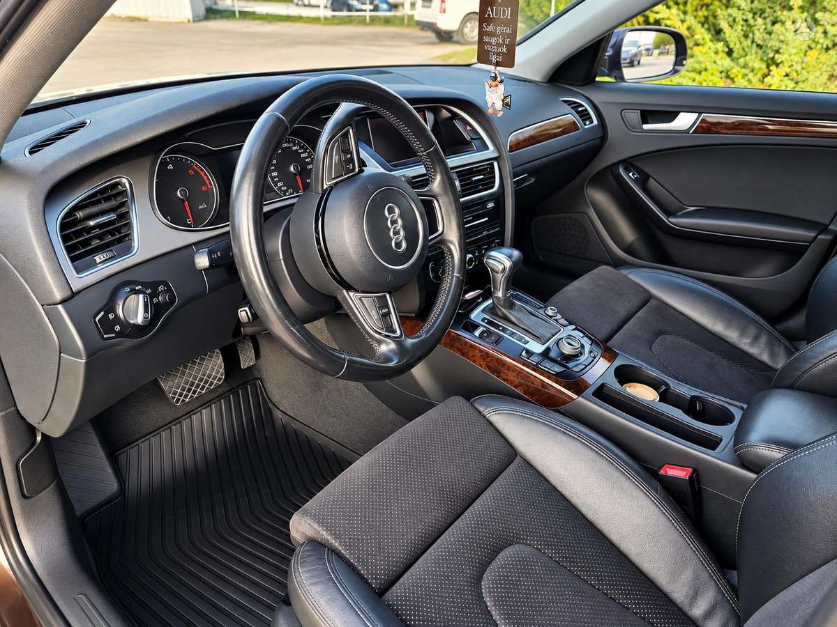 Audi A4, 2.0 l., Универсал