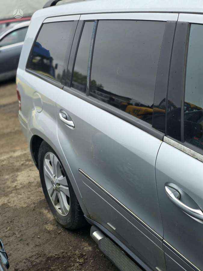 Mercedes-Benz GL420 по частям