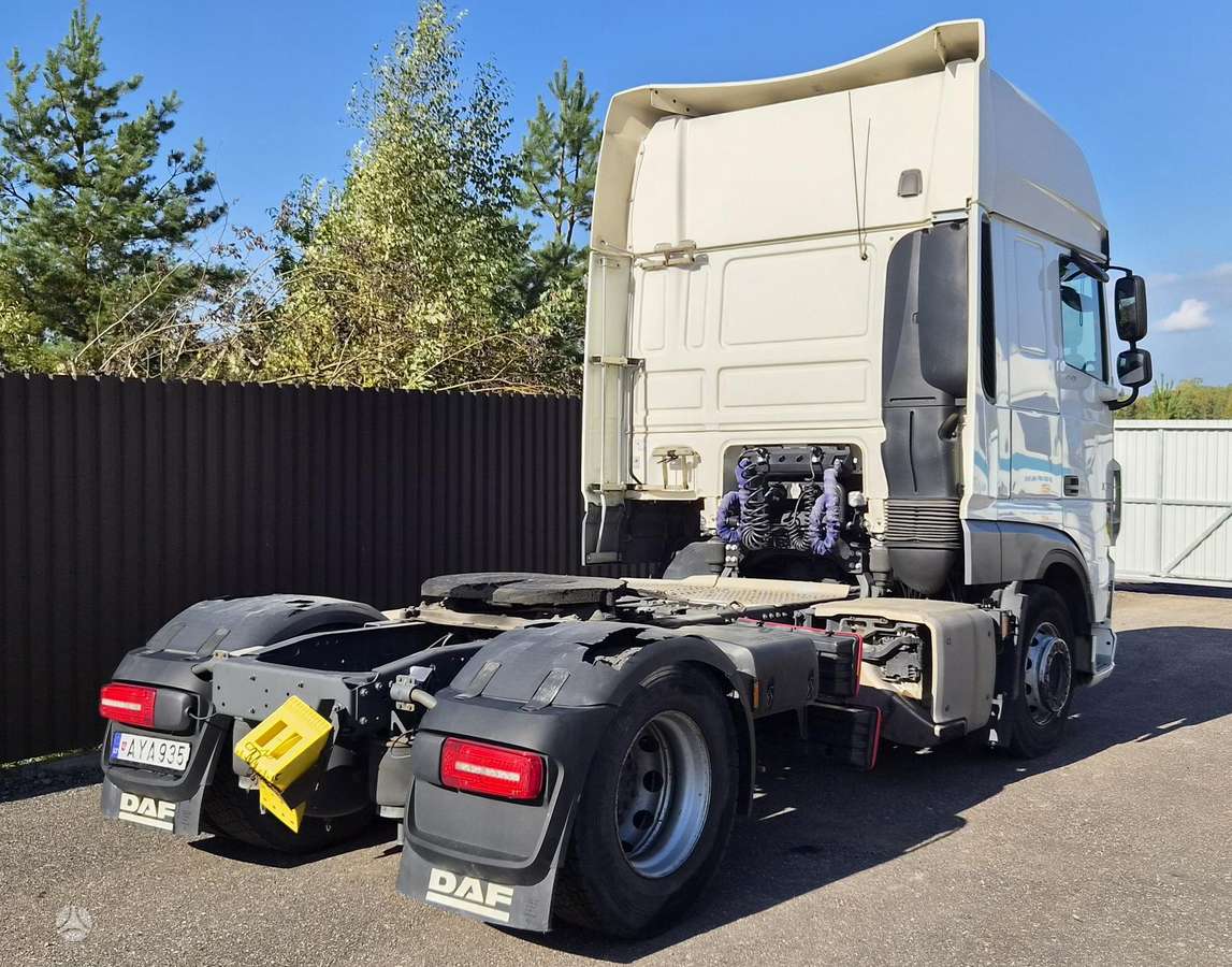 DAF XF 450, double sleeper