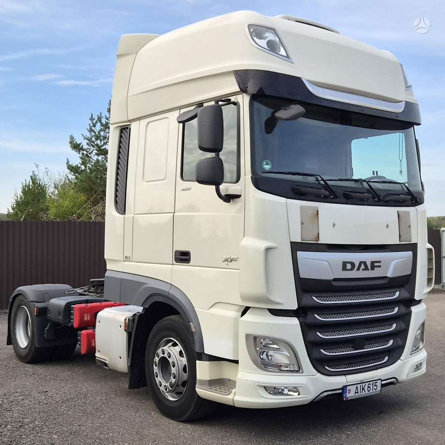 DAF XF 450, double sleeper