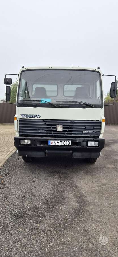 Volvo FL6, самосвалы