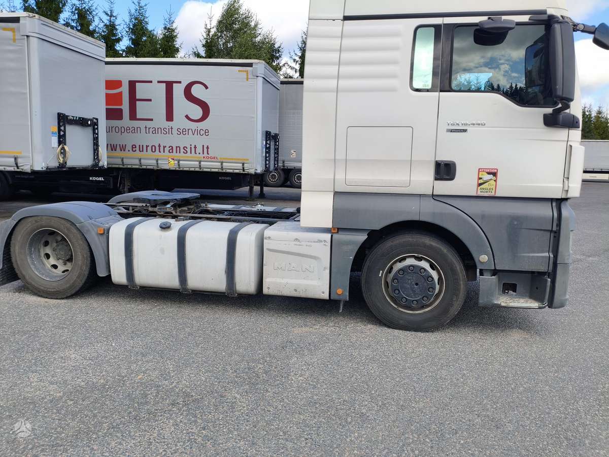 MAN TGX, 2 спальных места