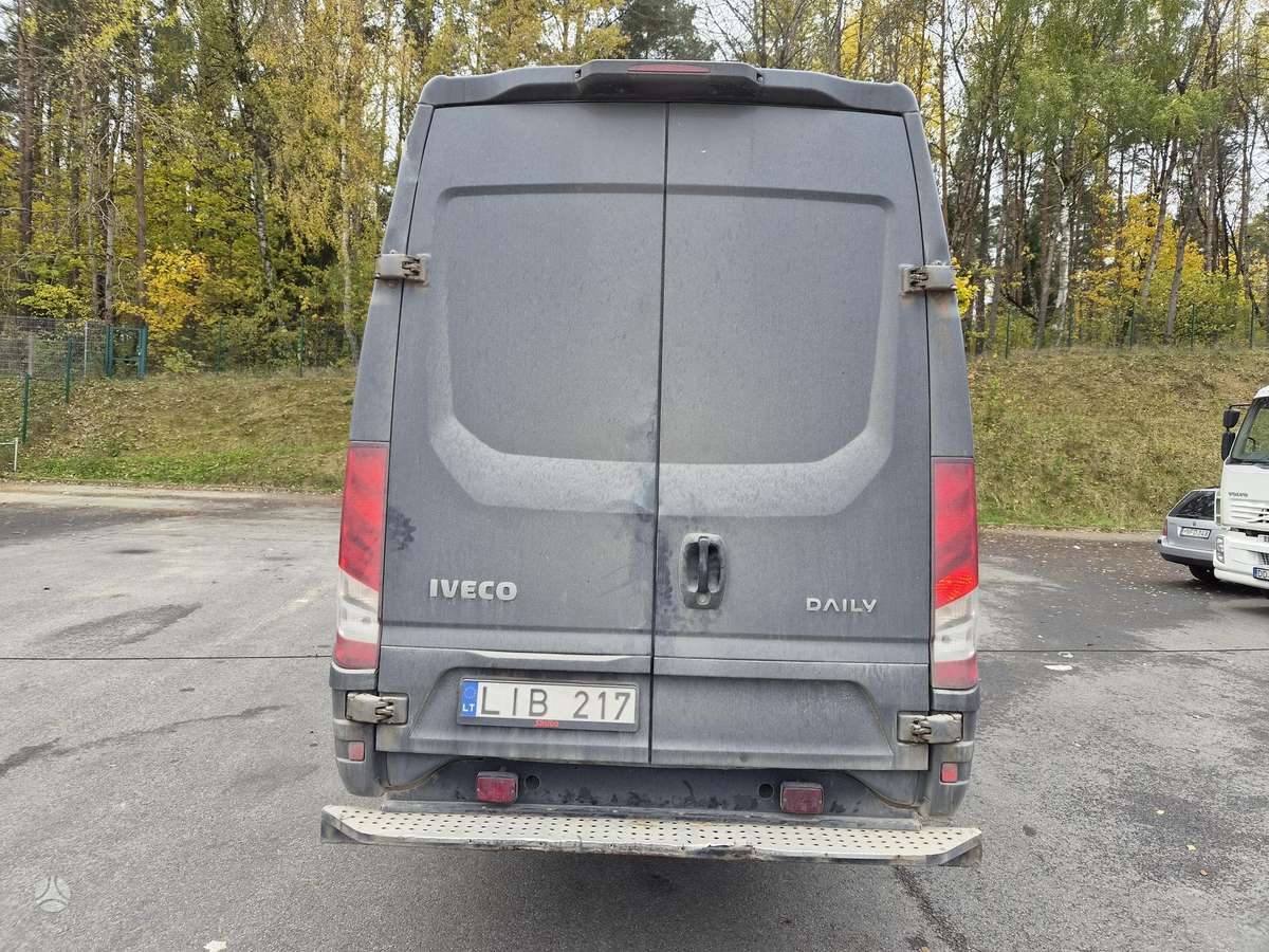 Iveco 70C18, фургоны-боксы