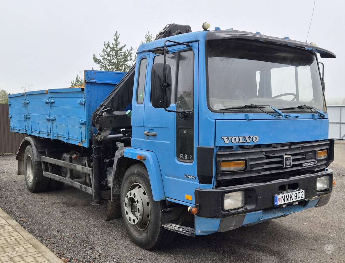 Volvo FL617, с краном