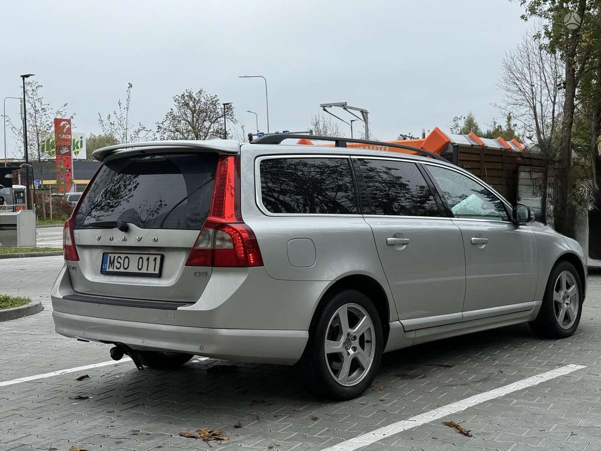 Volvo V70, 2.0 l., Универсал