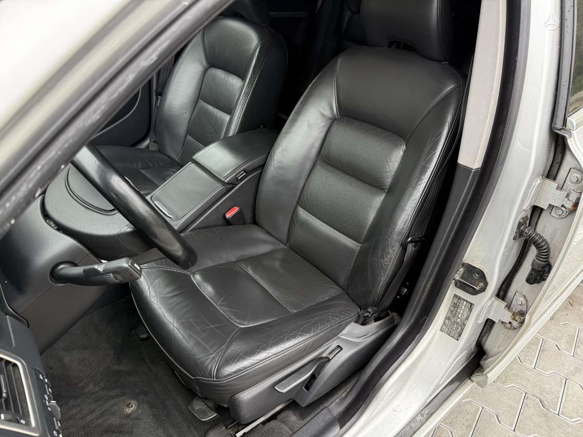 Volvo V70, 2.0 l., Универсал