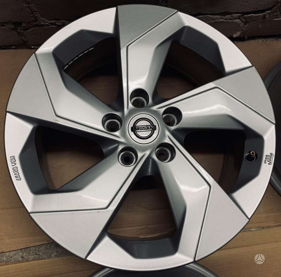 Nissan, light alloy, R17