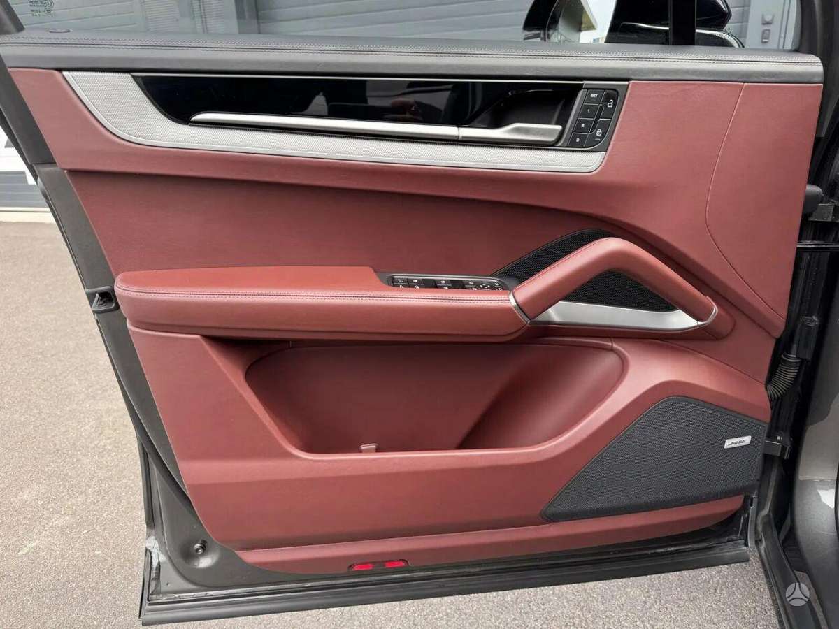 Porsche Cayenne, 4.0 l., Универсал